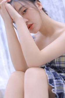 女人自慰时屁股底下大片湿